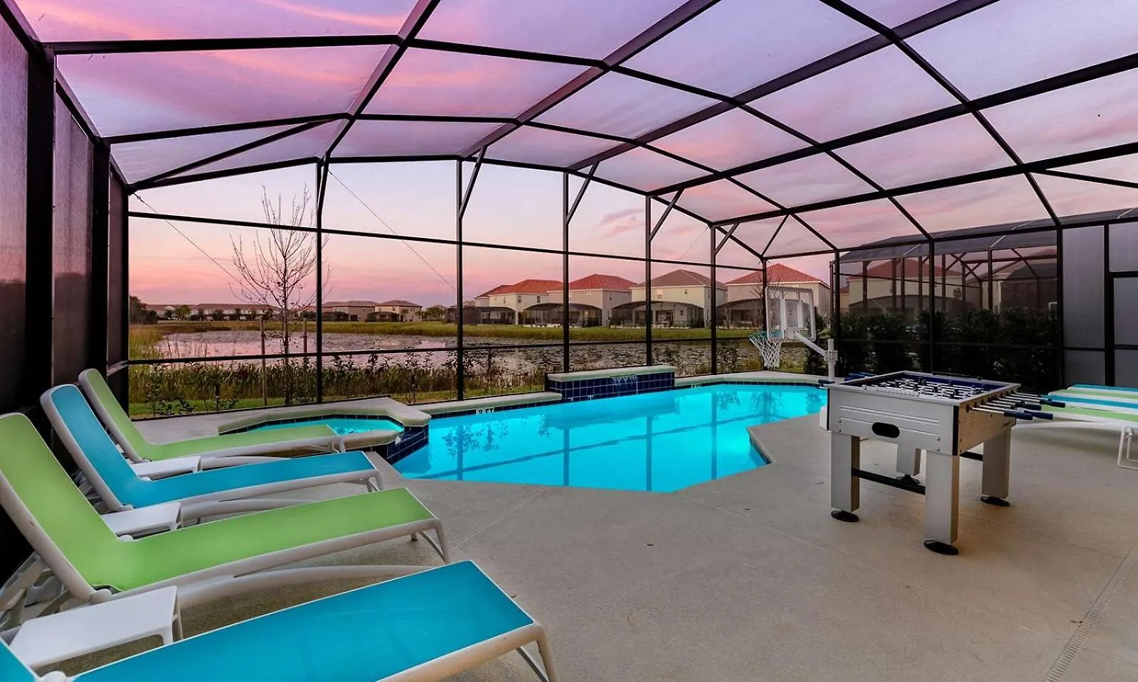 Trendy Villa With Treehouse Br, Arcade & Game Loft Davenport 0*,  USA