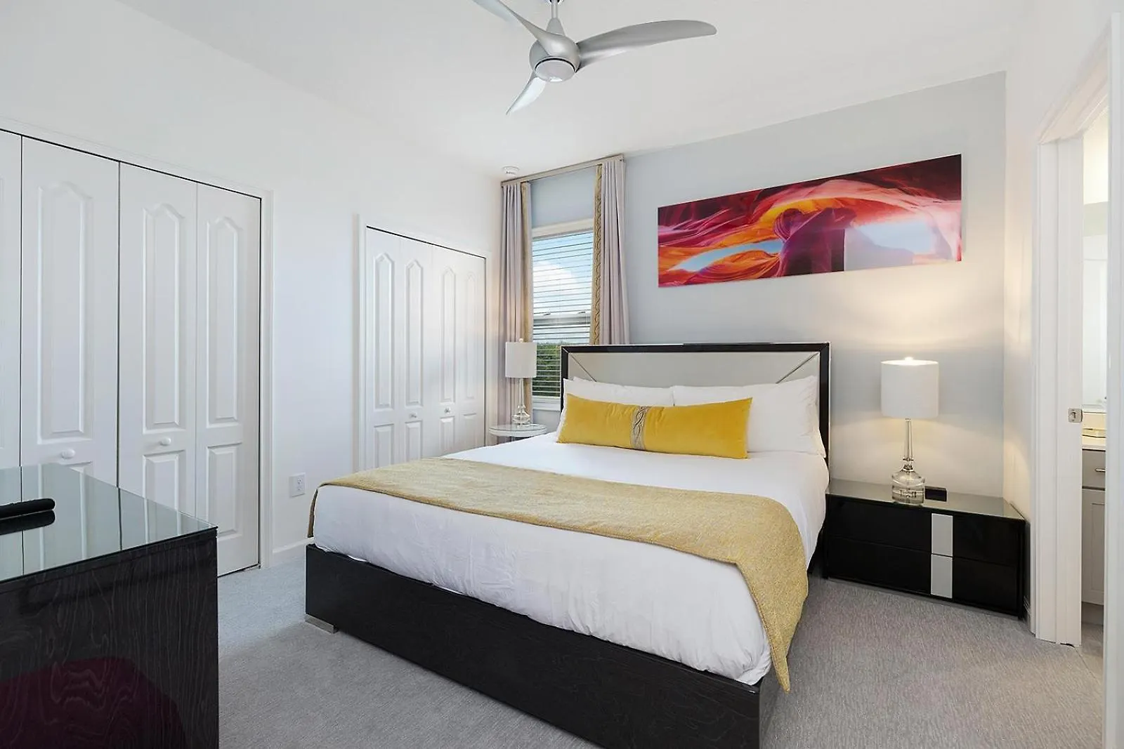 Trendy Villa With Treehouse Br, Arcade & Game Loft Davenport