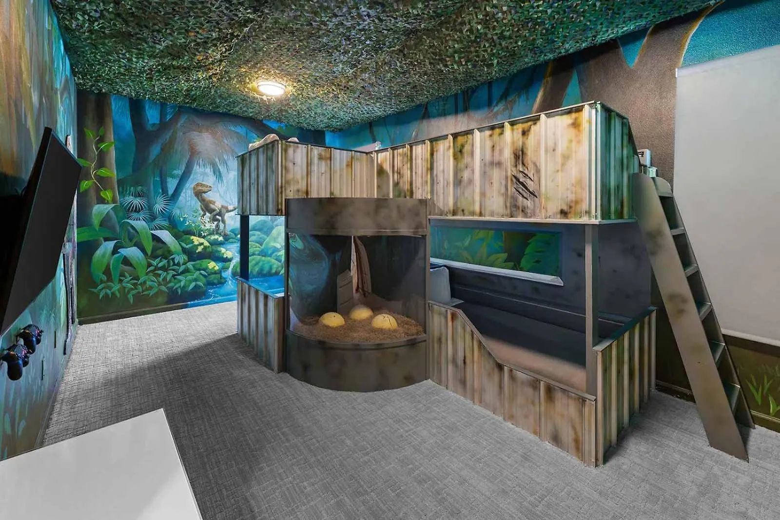 Trendy Villa With Treehouse Br, Arcade & Game Loft Davenport 0*,